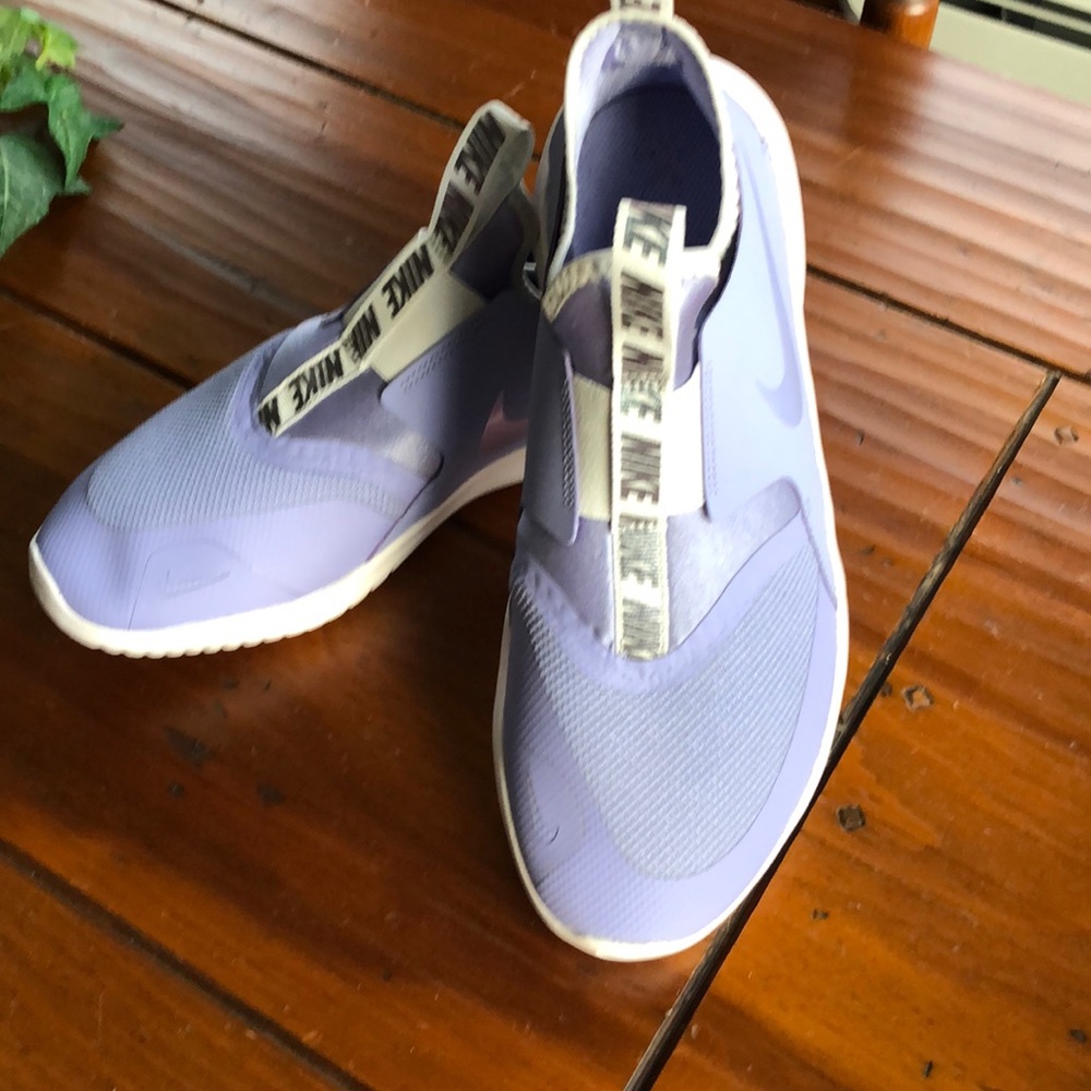 Nike Flex Runner - image 1